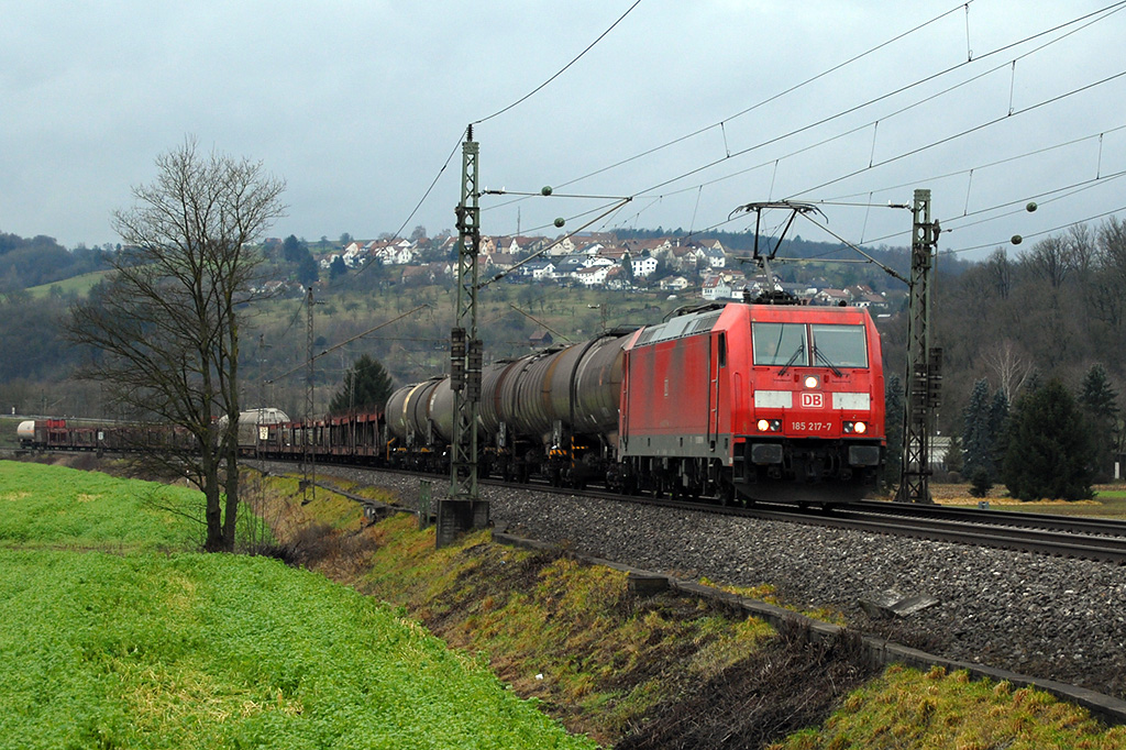 23.12.2017 Streckenabschnitt Uhingen 185 217-7