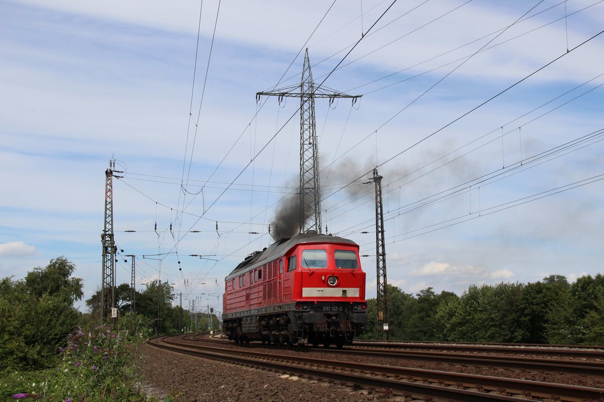 232 117 aus Duisburg-Hochfeld kommend  dampfte  am 31.7.17 weiter in Richtung Oberhausen-West
