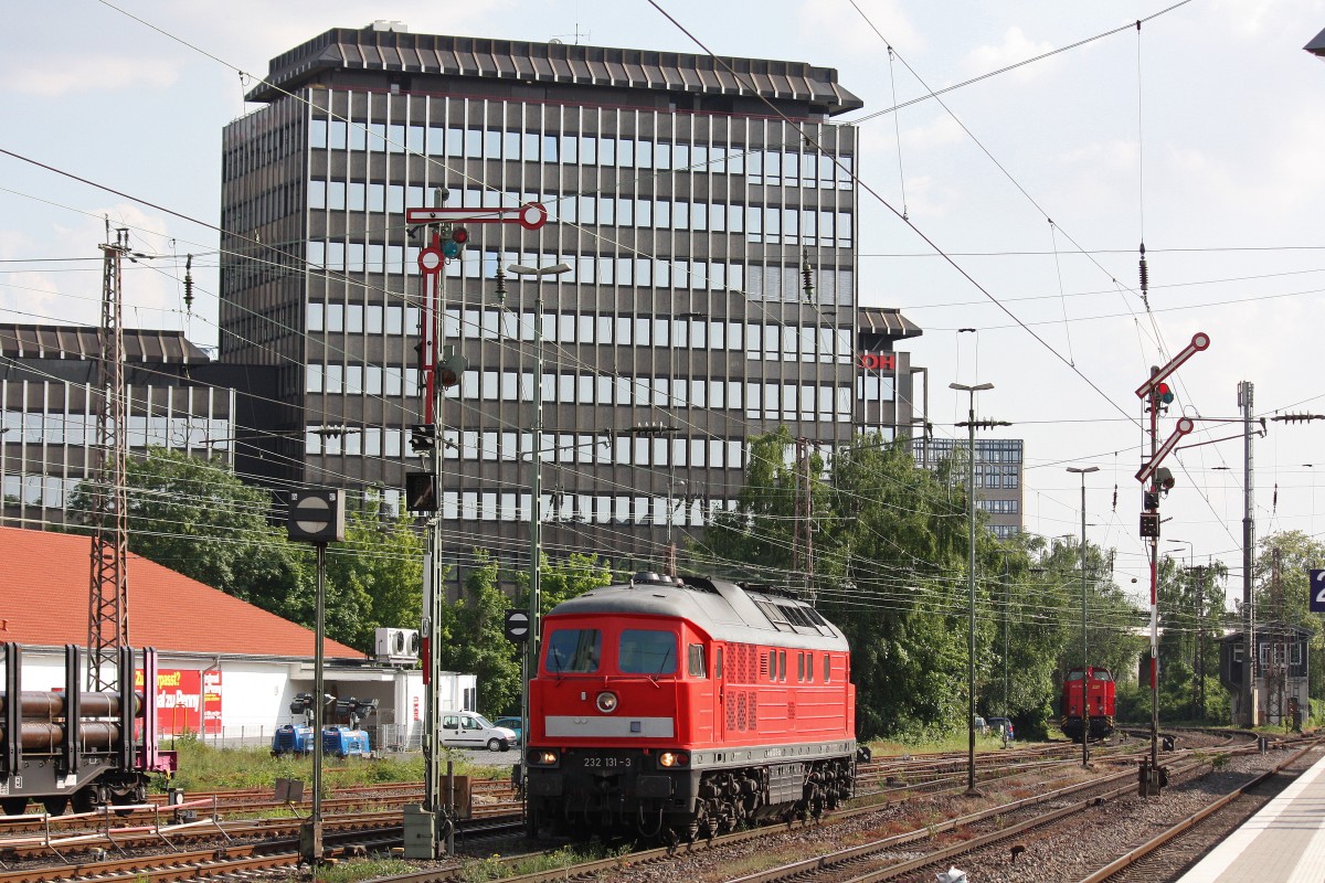 232 131 am 5.6.13 als Tfzf in Düsseldorf-Rath.
