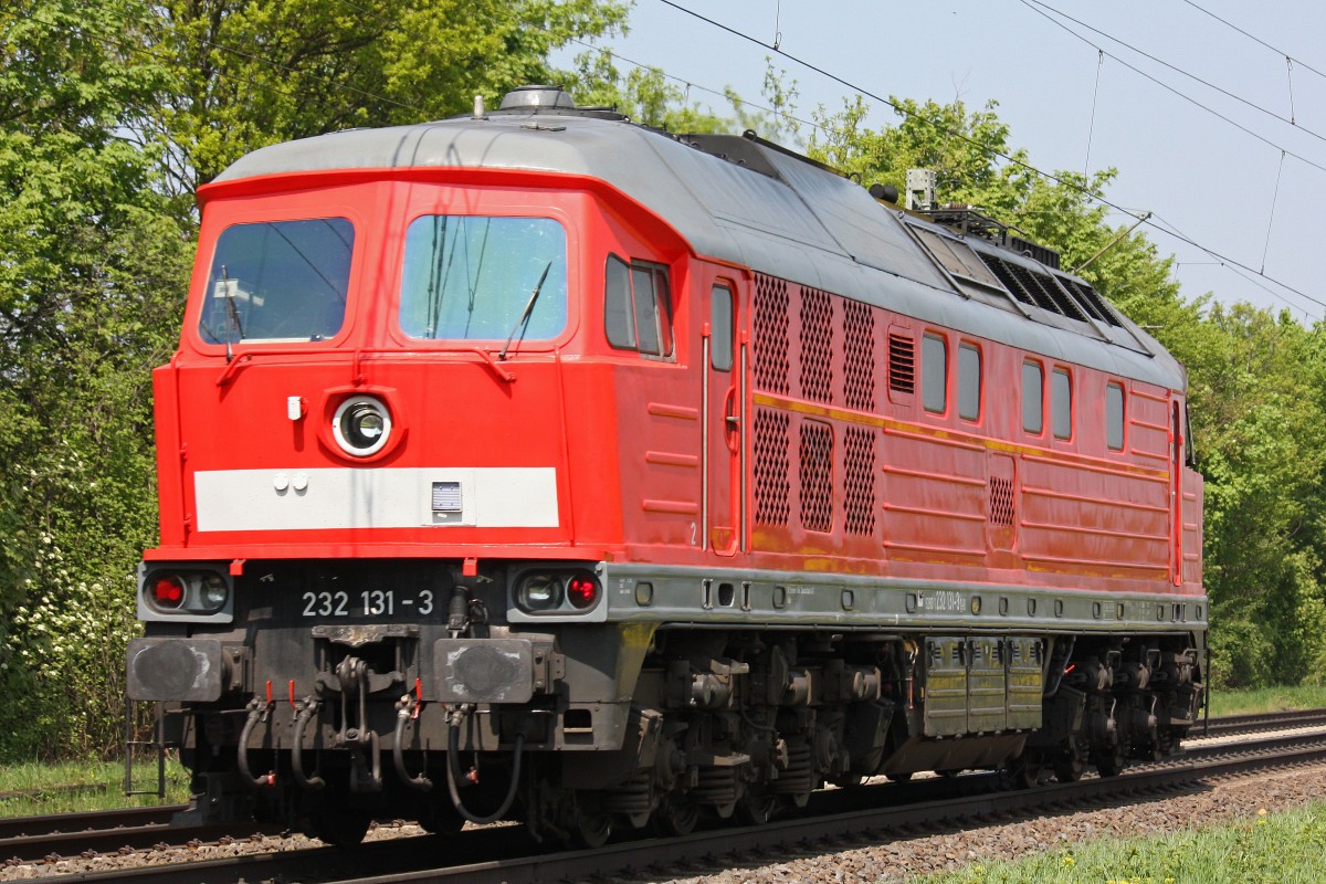 232 141 wurde am 4.5.13 von Nrnberg nach Oberhausen-West berfhrt.Hier in Menden.