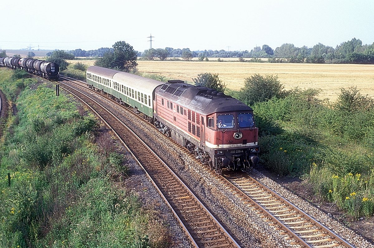 232 220  bei Zeitz  09.08.93