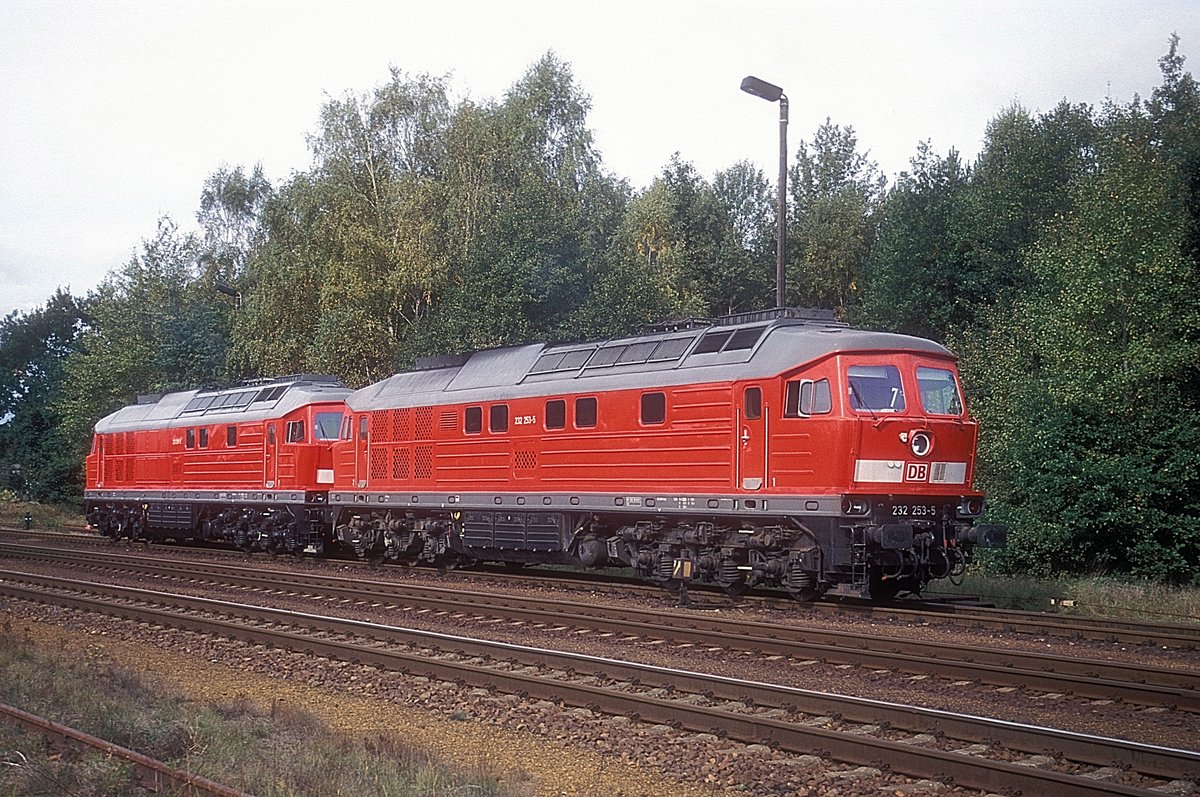 232 253 + 233 281  Mücka  04.10.02