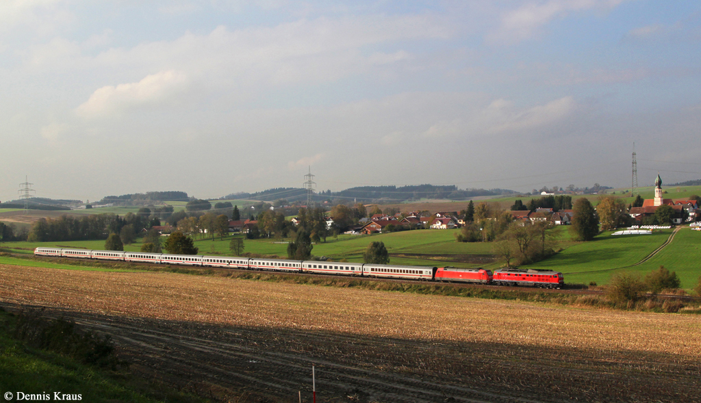 232 259 + 101 027 mit EC 115 am 29.10.2014 bei Thann Matzbach.