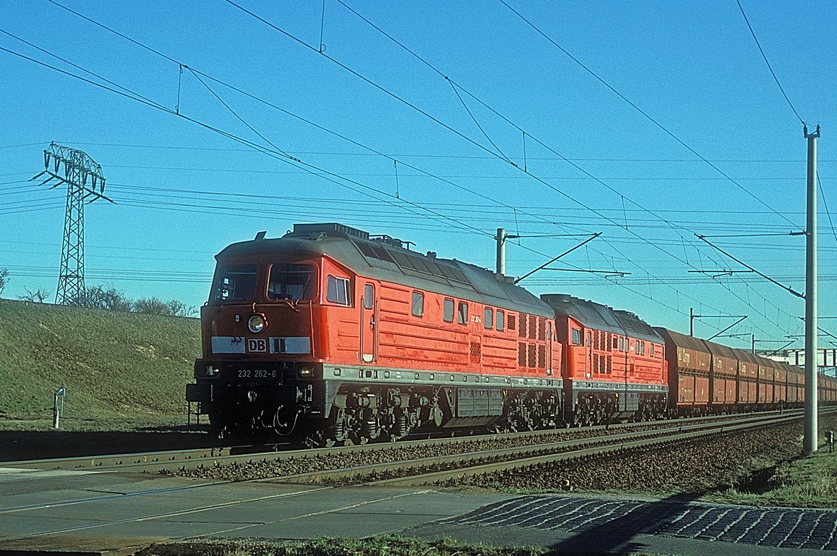 232 262 + 232 618  bei Leuna  23.03.03