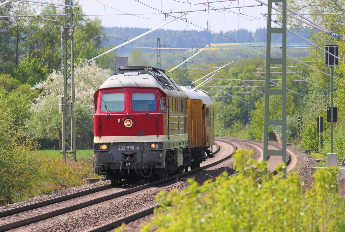 232 550-4 DGT bei Bad Staffelstein am 03.05.2012. 