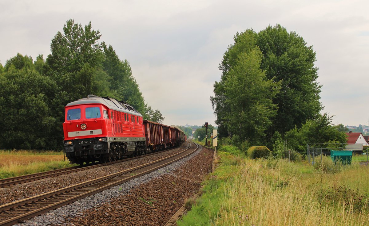 232 571-0 zu sehen am 27.07.17 (51617) in Waldershof.