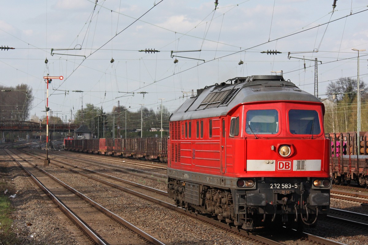 232 583 am 18.4.13 als Tfzf in D�sseldorf-Rath.
