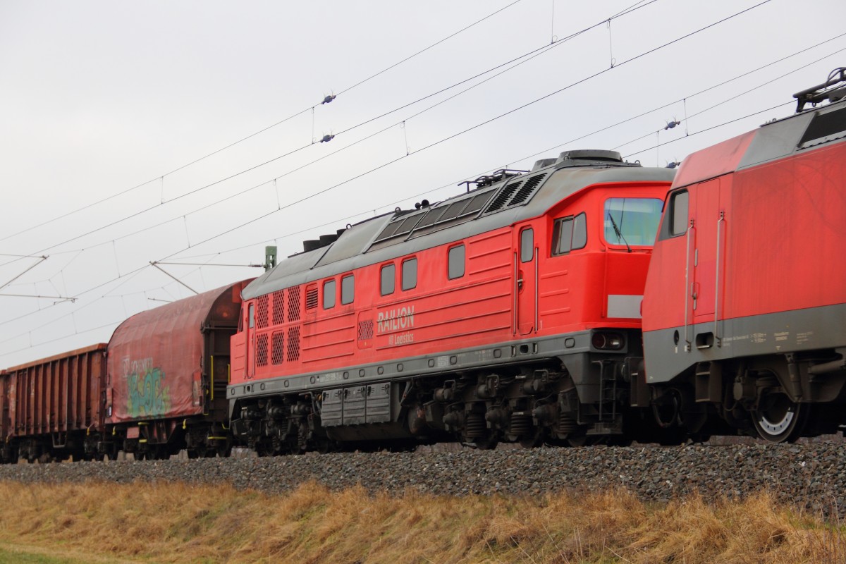 232 589-2 DB Schenker Rail bei Reundorf am 11.02.2015.