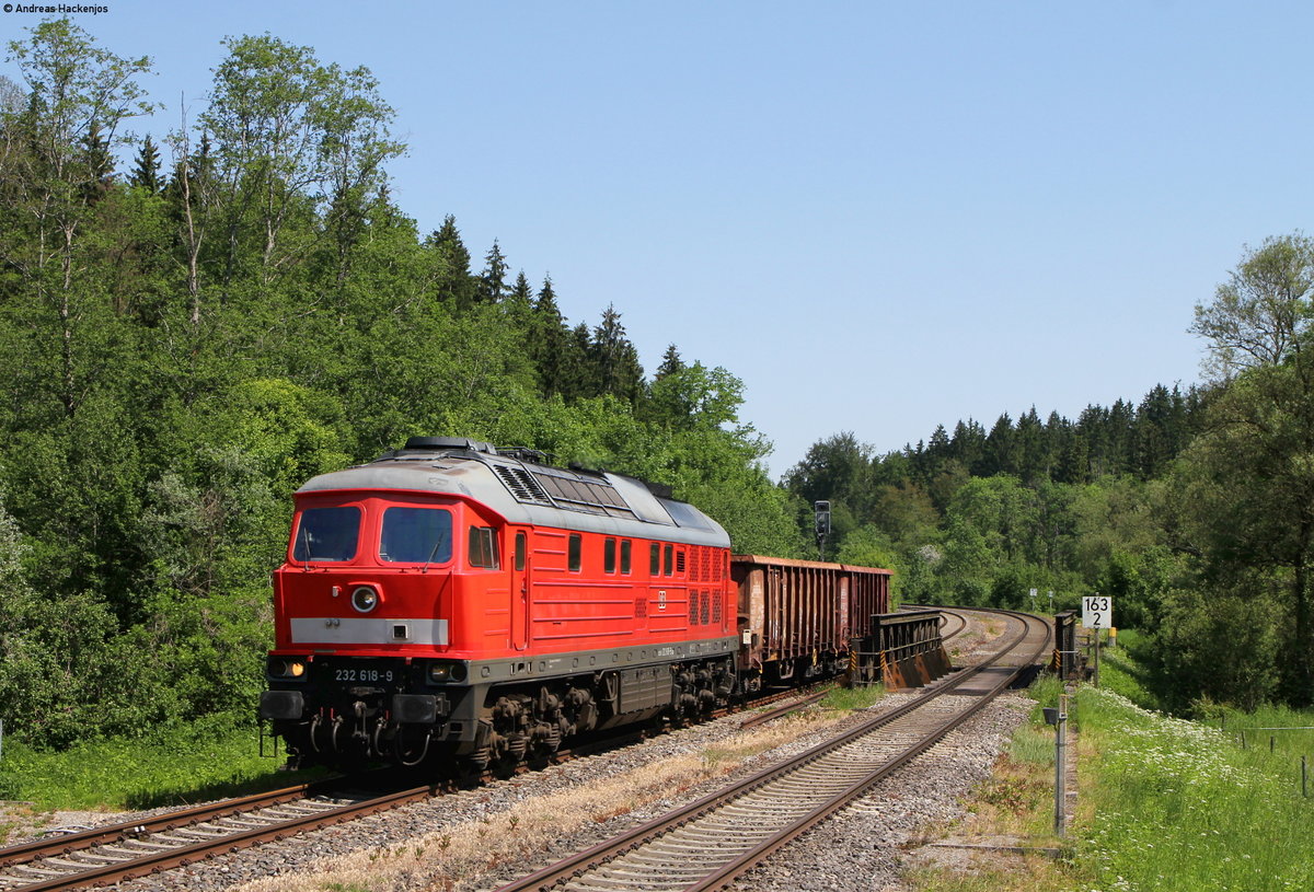 232 618-9 mit dem ER 55082 (Aulendorf-Ravensburg) bei Durlesbach 5.6.19
