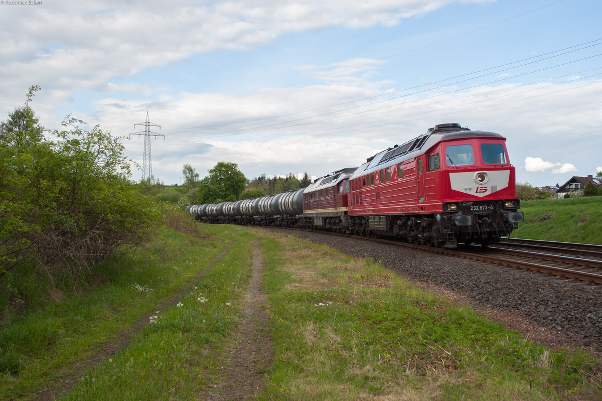 232 673-4 mit einem Kesselzug von Bitterfeld nach Sand bei Döhlau, 15.05.2017