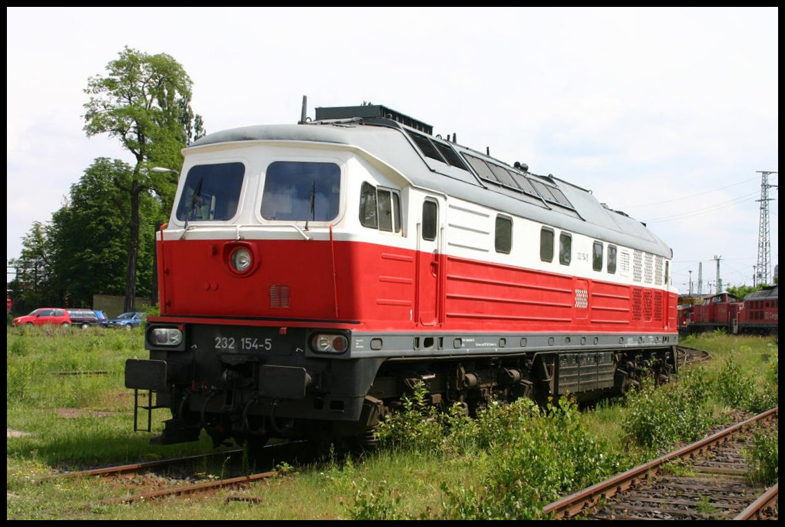 232154-5 stand frisch überholt am 1.6.2007 im Freigelände des AW Cottbus. Die Lackierung der Lok war für DB Schenker Polska vorgesehen, wurden vor der Überstellung in Deutschland z gestellt. 