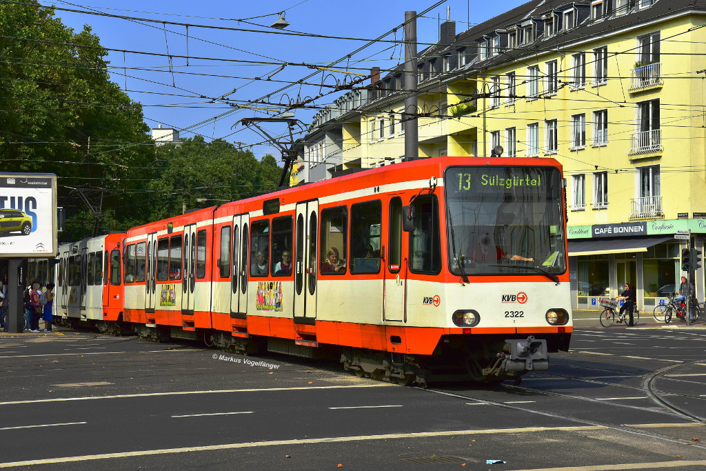 2322 auf der Kreuzung Aachener Str./Gürtel am 05.09.2014.