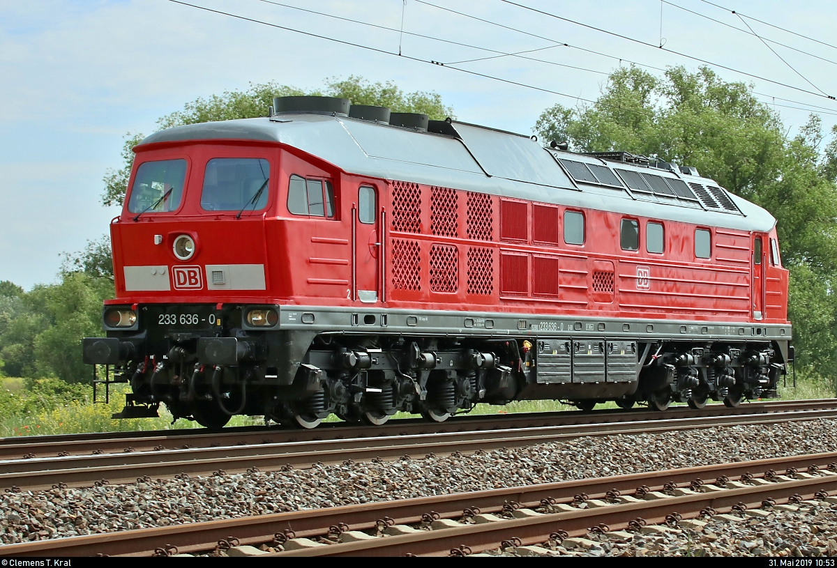 233 636-0 DB als Tfzf fährt in Halle-Kanena/Bruckdorf auf der Bahnstrecke Magdeburg–Leipzig (KBS 340) Richtung Halle (Saale).
[31.5.2019 | 10:53 Uhr]