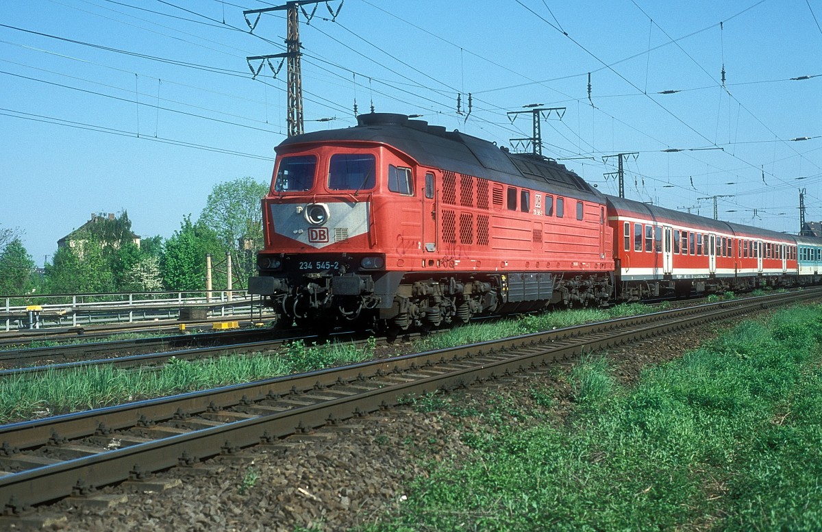  234 545  Dresden  30.04.00