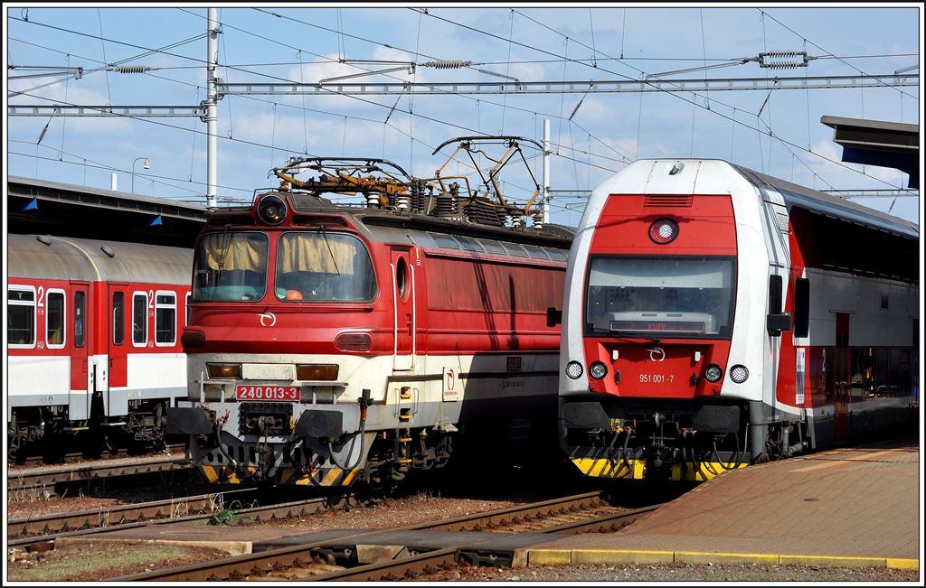 240 013-3 und  951 001-7 mit Regionalzug (Os) nach Kuty in Bratislava Hlavná Stanica. (01.06.2014)
