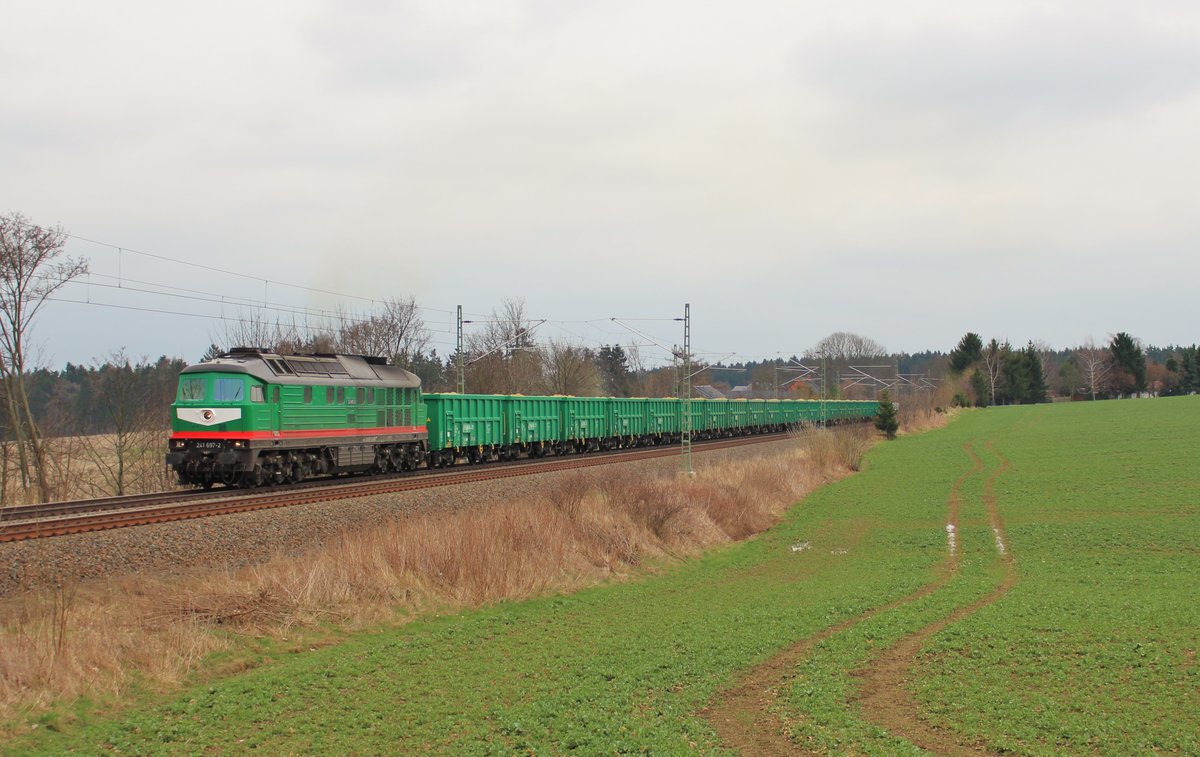 241 697-2 (SBW) zu sehen bei Plauen/V. am 23.03.17 mit einem Sandzug von Kayna nach Heilbronn.