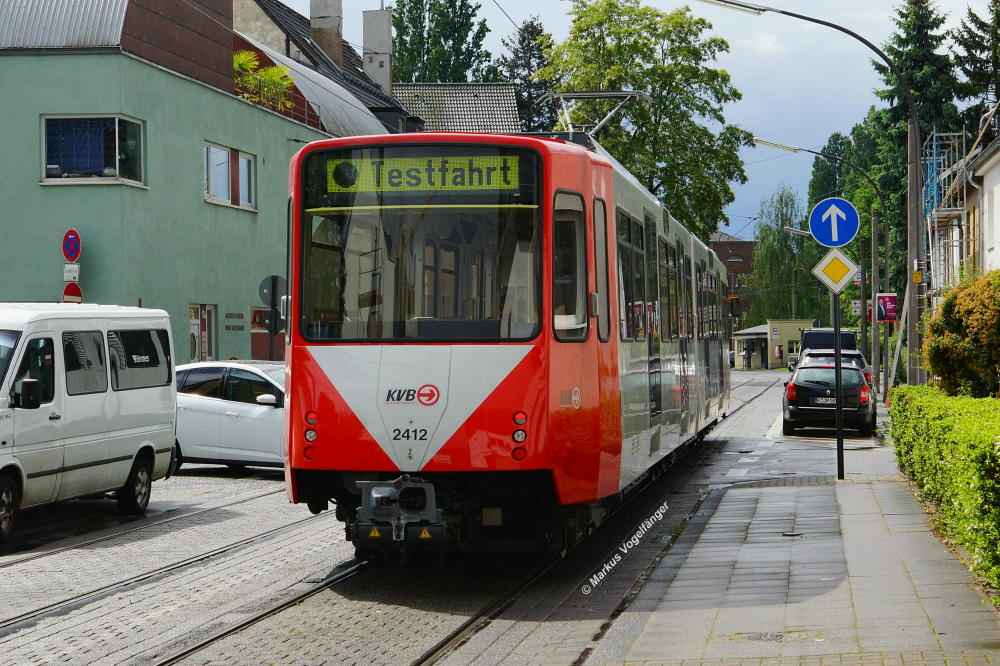 2412 auf dem Simonskaul am 07.05.2014.