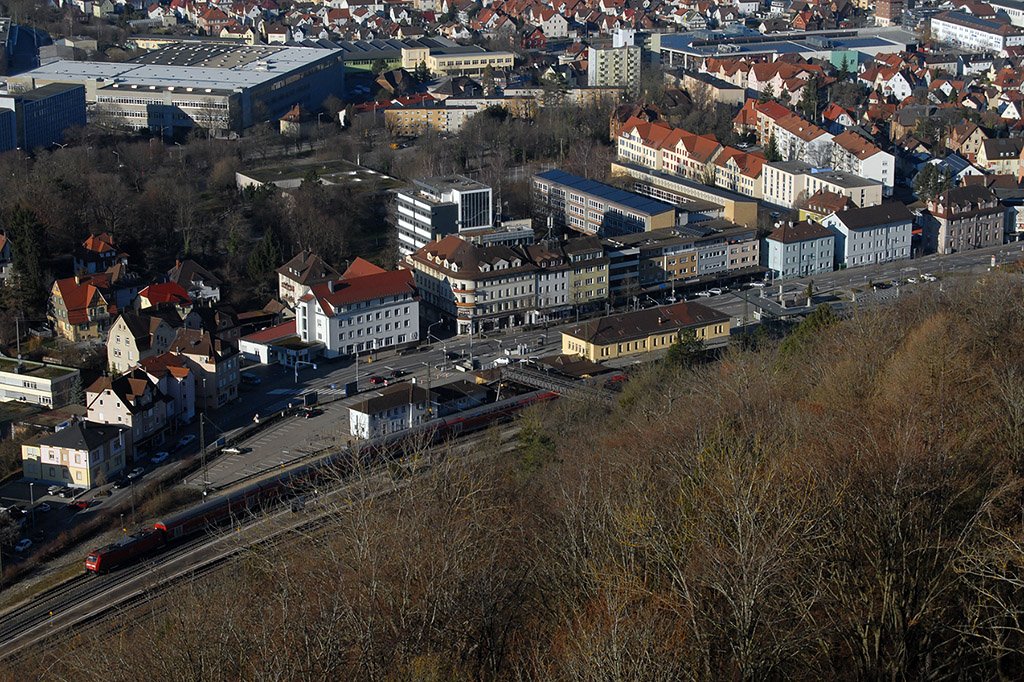 24.12.2017 Geislingen,Ruine Helfenstein - Blick auf den Bahnhof Geislingen