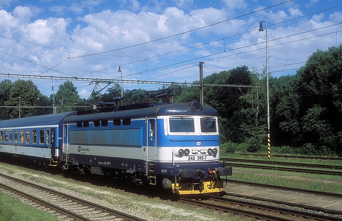 242 265  Jindrichuv Hradec  08.07.18