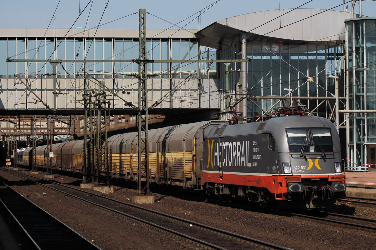 242 531 am 19.08.2018 mit einem ARS-Zug in Kassel-Wilhelmshöhe.