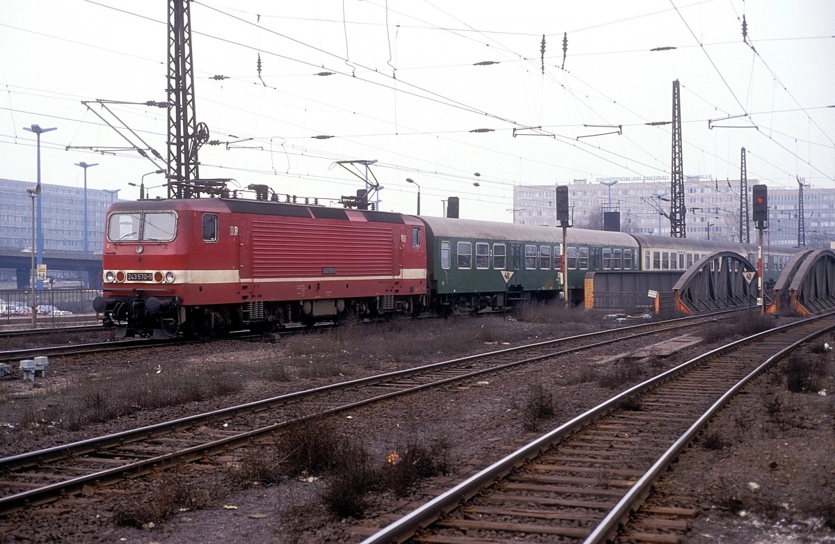   243 570  Halle  05.03.91