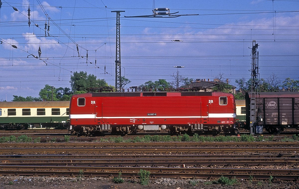 243 857  Dresden - Neustadt  18.05.90