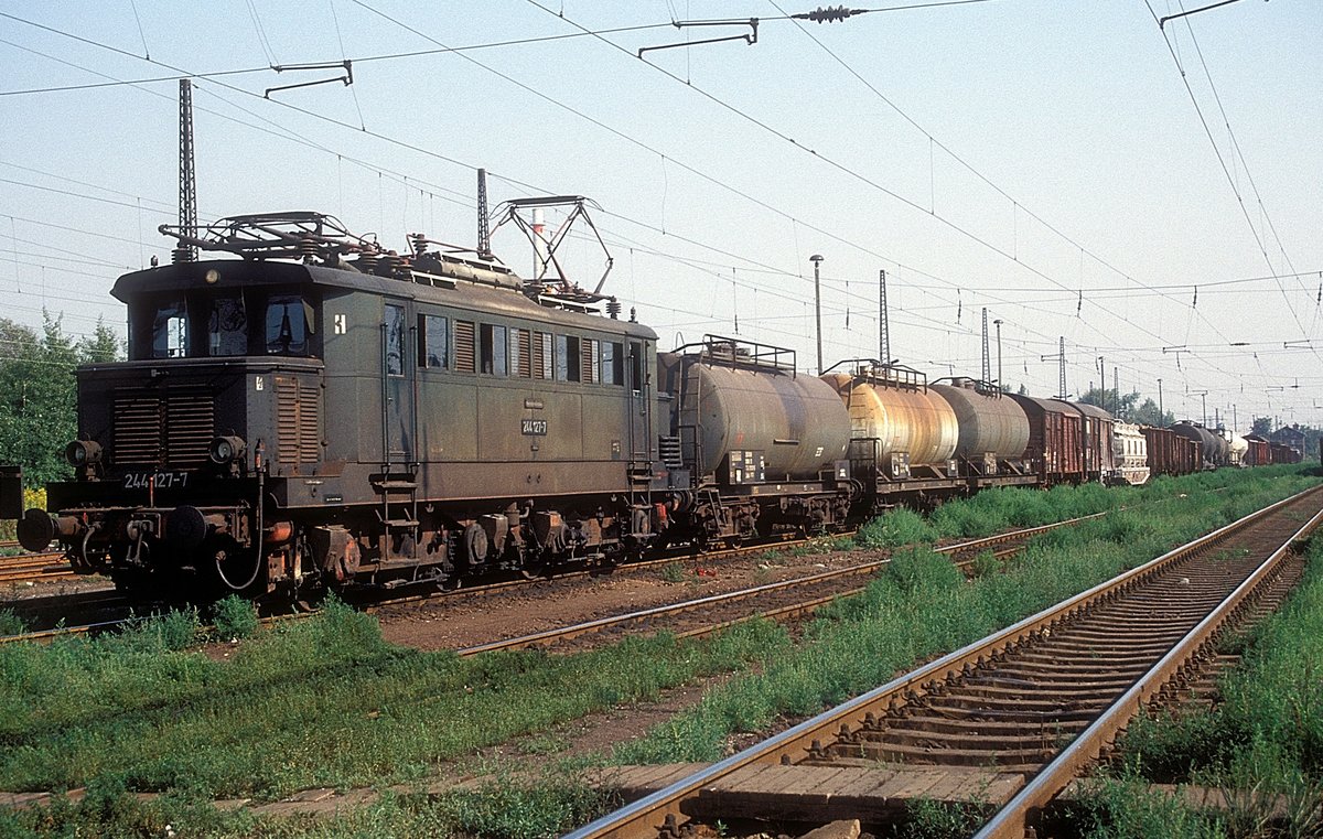 244 127  Leipzig - Schönefeld  19.08.89
