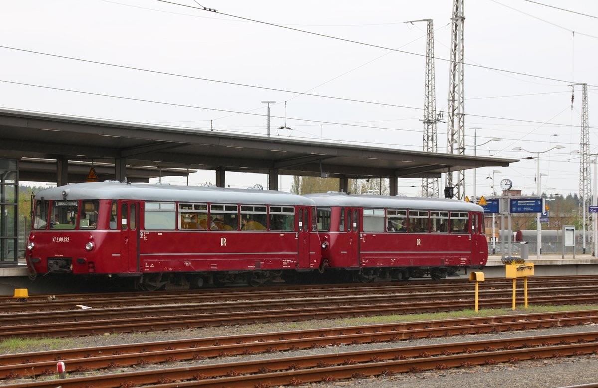 24.4.2018 2 Ferkeltaxen in Eberswalde Hbf.