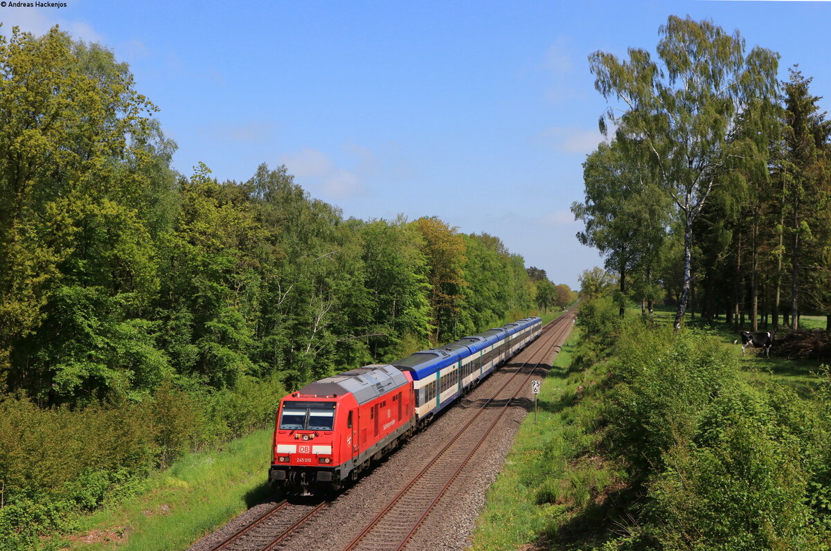 245 010 mit dem RE 11016 (Hamburg Altona-Westerland(Sylt)) bei Buchholz 30.5.21