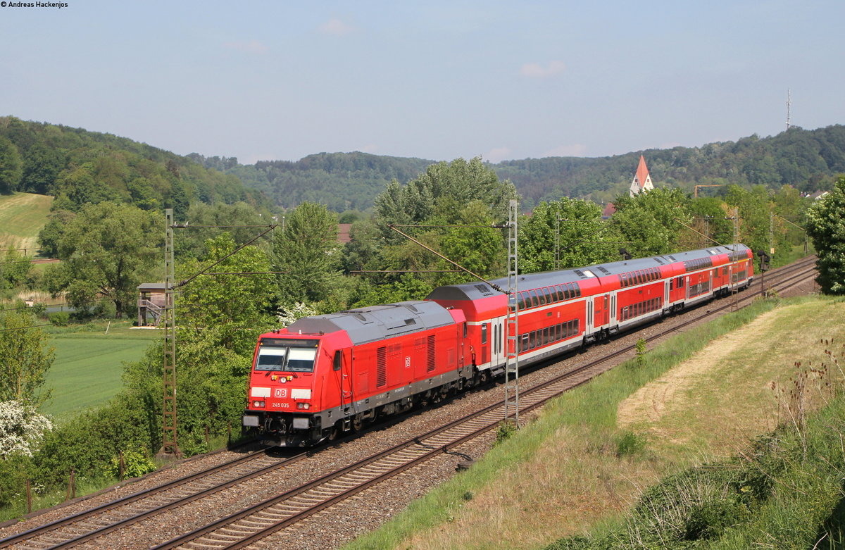 245 035 mit dem IRE 4213 (Stuttgart Hbf-Lindau Hbf) bei Lonsee 12.5.18