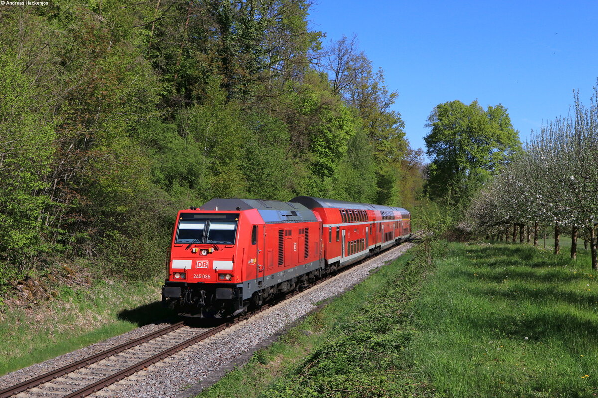 245 035 mit dem RE 22782 (Ulm Hbf-Überlingen Therme) bei Buggensegel 8.5.21