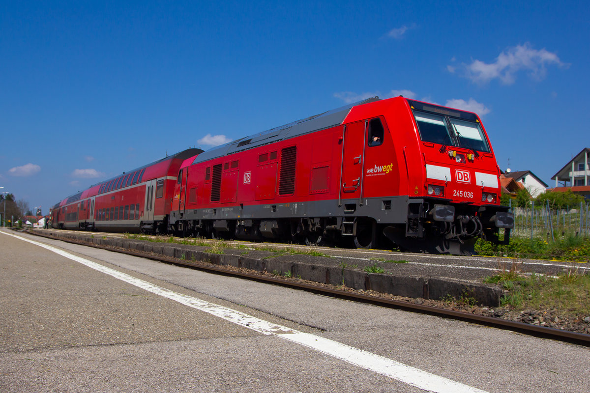 245 036 im Bhf. Nonnenhorn. 1.5.19