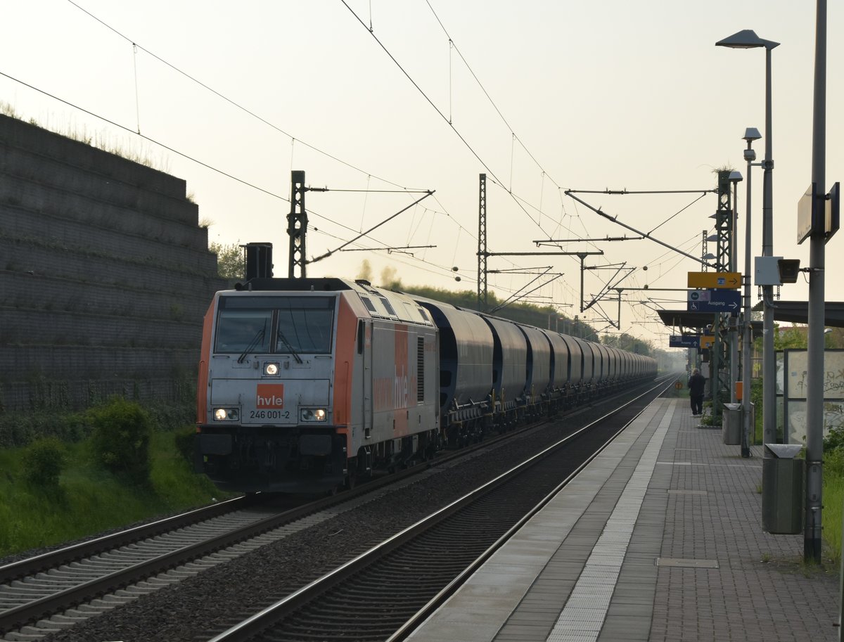 246 001 mit Selbstentladewagen in Allerheiligen. 20.4.2017