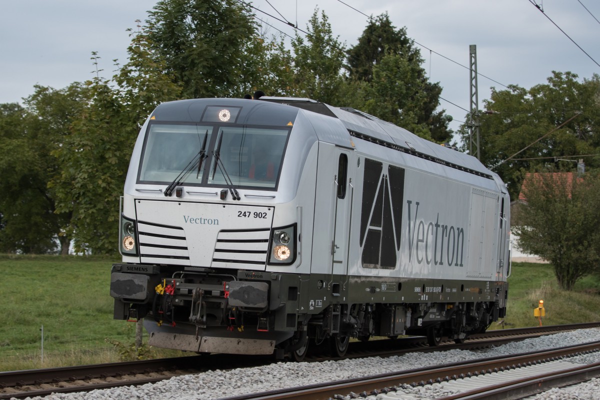 247 902 als Lz am 22. September 2015 bei Übersee.