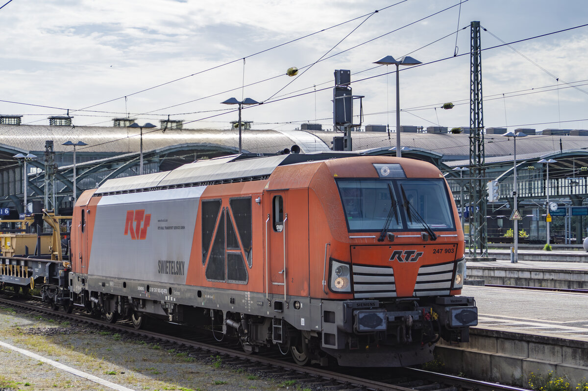 247 903 der RTS bei Darmstadt Hauptbahnhof am 07.10.2023