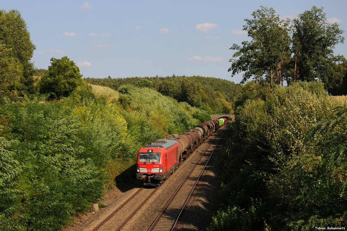 247 904 (92 80 1247 904-6 D-SIEAG) mit Güterzug EK68495 bei Neukirchen am 20.08.2018 