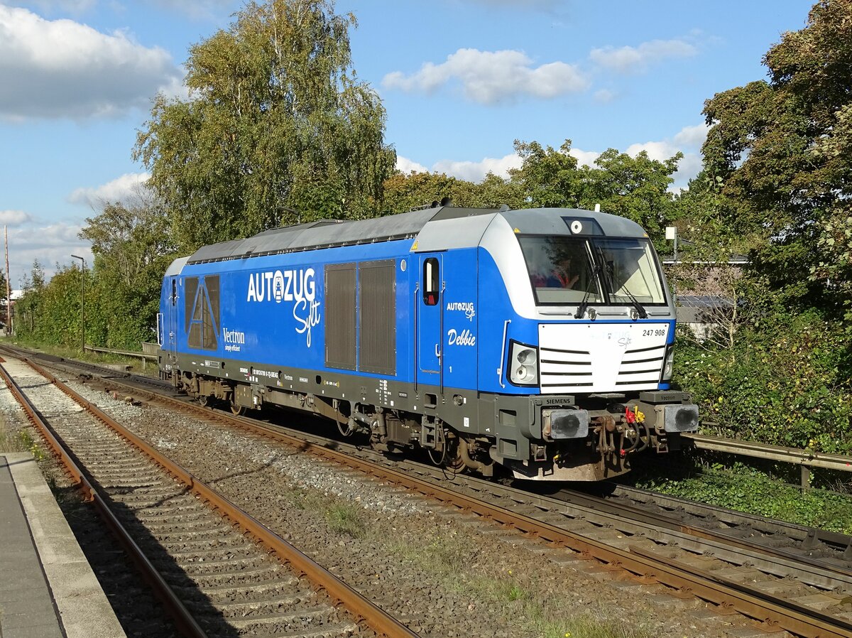 247 908 von RDC Autozug Sylt am 08.10.21 in Niebüll.