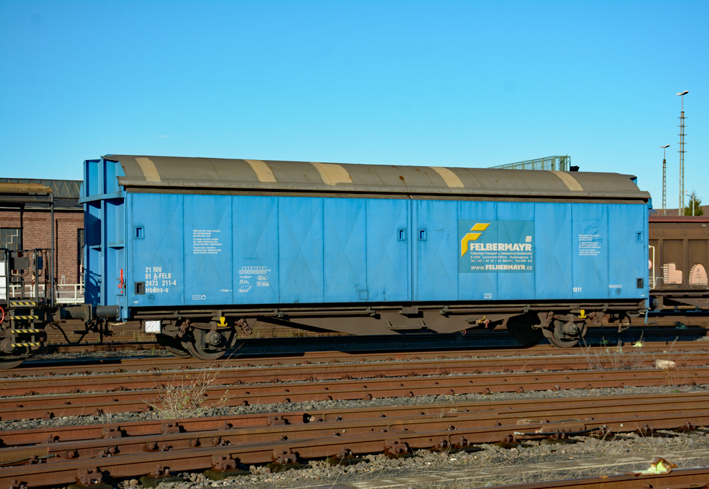 2473 211-4, Teil des Felbermayr Bahn-Tieflader-Transportzug aus Österreich im Bf Euskirchen - 18.11.2016