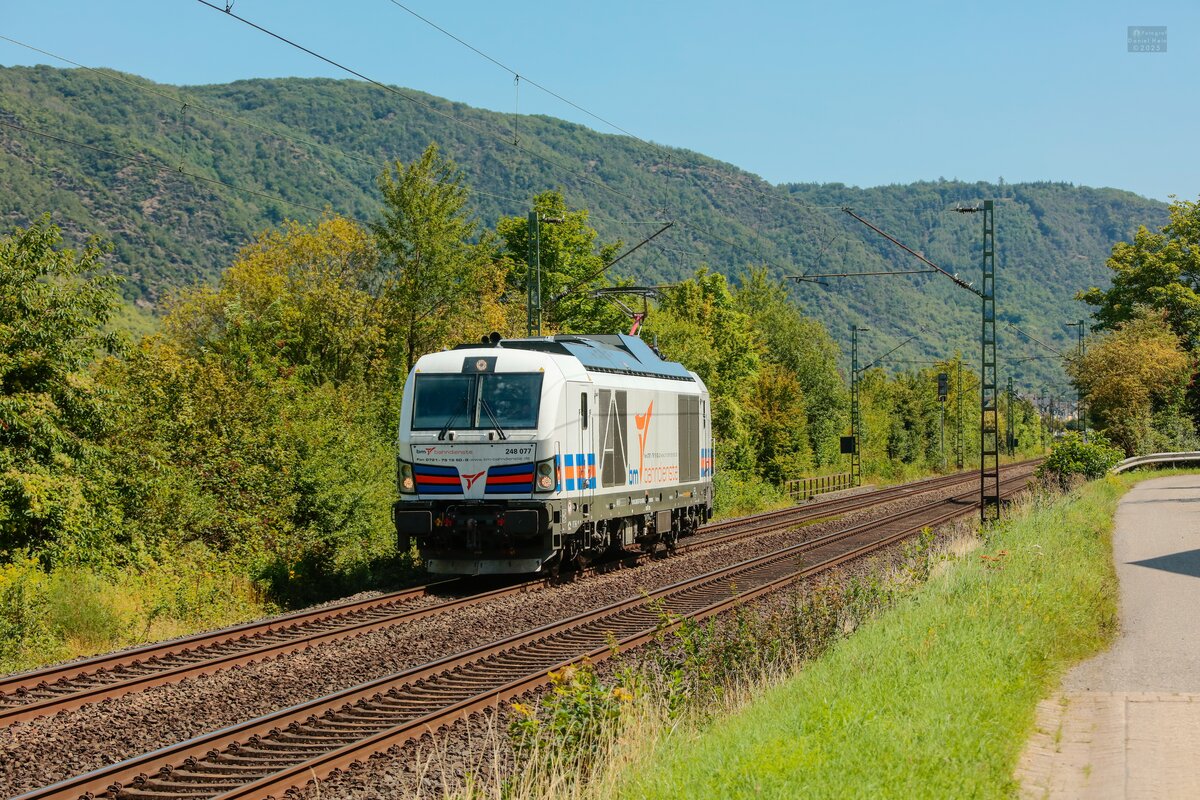 248 077 Bm Bahndienste in Bad Salzig, August 2025.