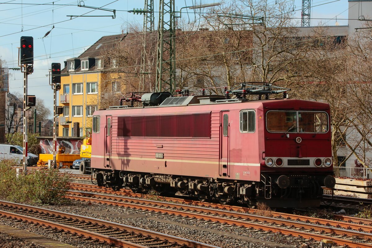 250 137-7 in Düsseldorf Hbf, März 2026.