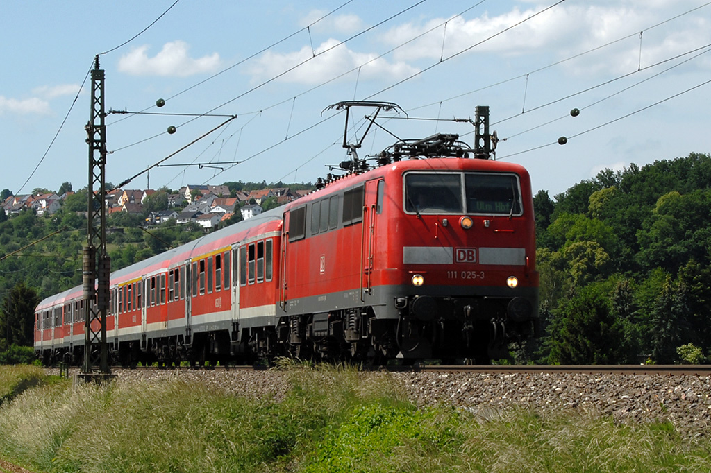 26.05.2018 Streckenabschnitt Uhingen 111 025-3