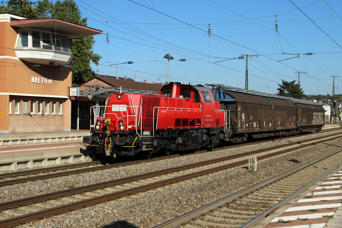 261 003 bei der Durchfahrt in Bretten, 01.10.2015.