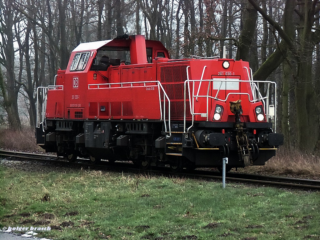261 030-1 stand abfahrbereit beim bhf glinde am 03.02.14