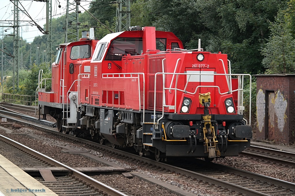 261 077-2 und 363 809-5 fuhren lz am 13.09.13 durch hh-harburg