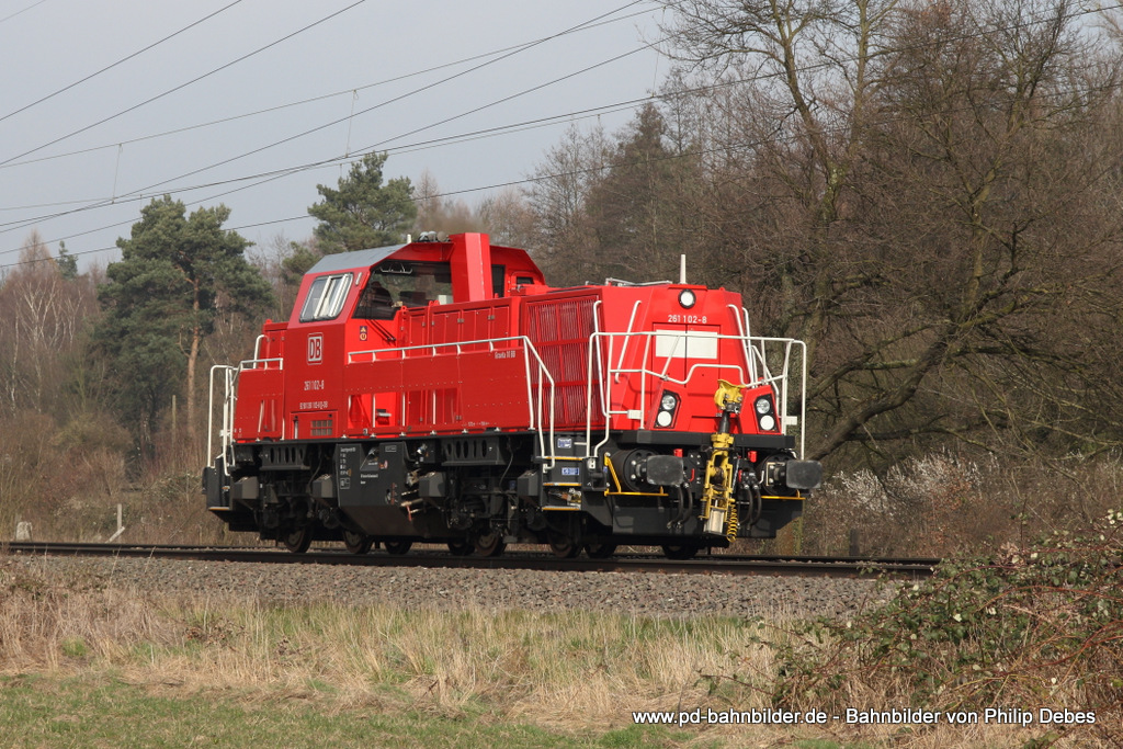 261 102-8 (DB Schenker) in Ratingen Lintorf, 7. März 2014