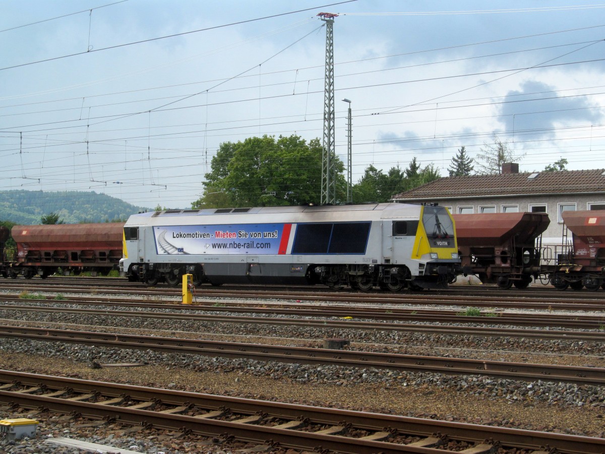 264 002-7 der NBE steht am 16. August 2014 im Bahnhof Lichtenfels abgestellt.