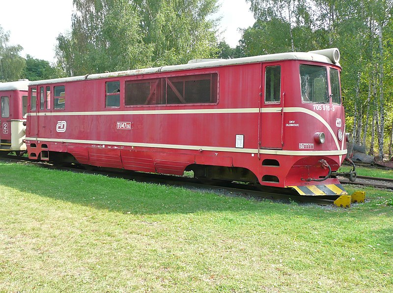 ČD 705 916, fotografiert am 10.09.2016 im Eisenbahnmuseum Lužná u Rakovníka