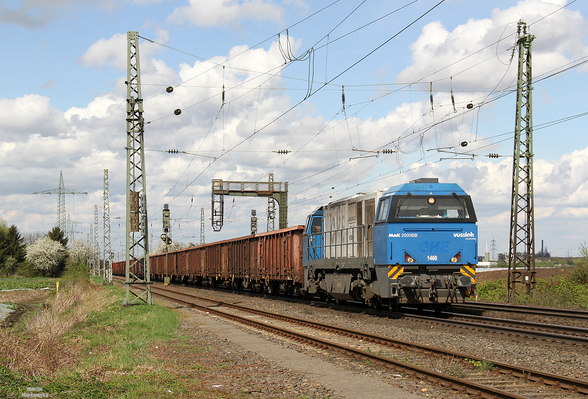 272 010 mit Klinkerzug in Brühl am 15.04.2018
