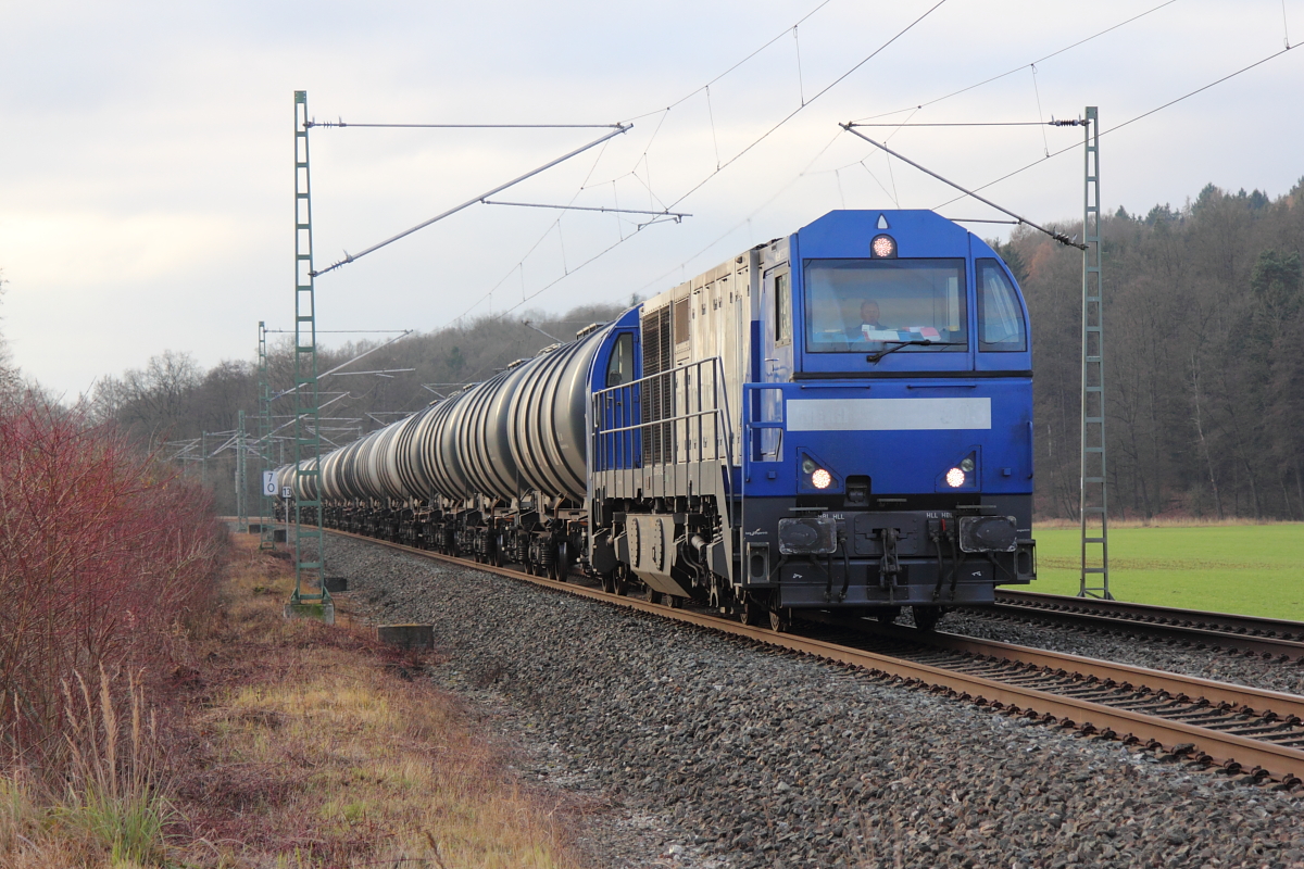 273 004-2 Alpha Trains in Oberlangenstadt am 19.12.2016.