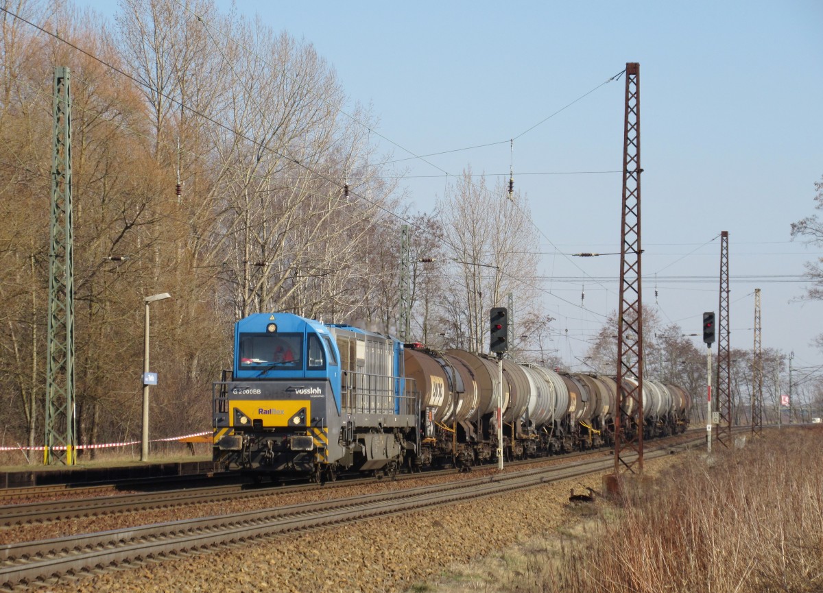 273 101-6 zieht am 20.Mrz 2015 einen Kesselzug durch Leipzig-Thekla in Richtung Leipzig-Mockau.